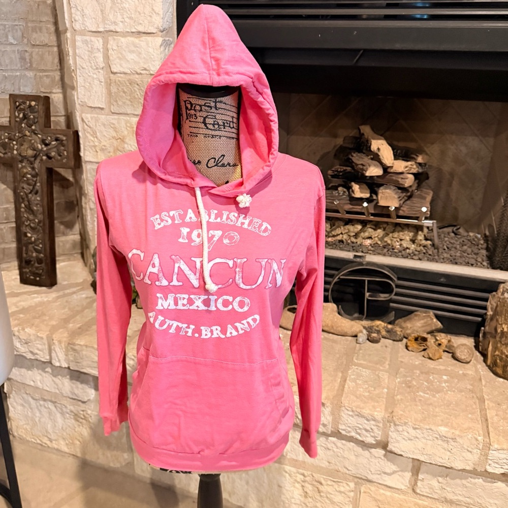 Caribbean Pink Cancun Mexico Women's Hoodie